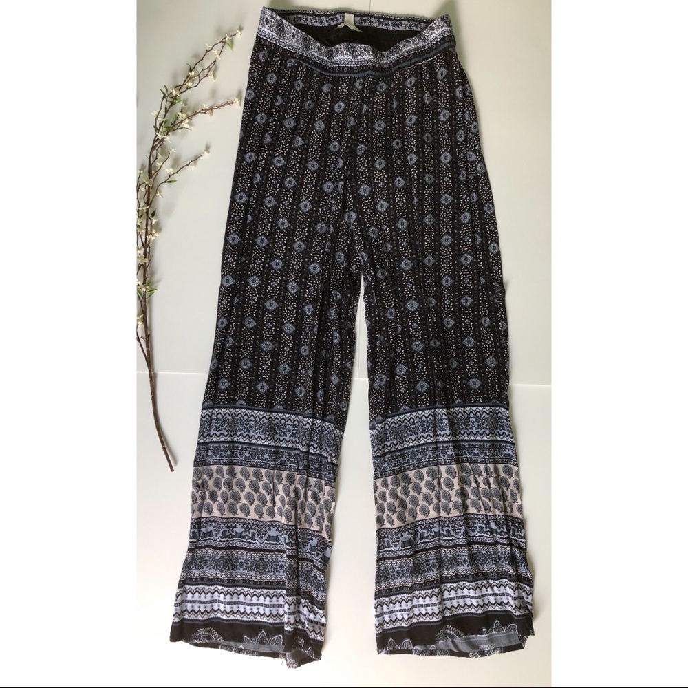 Palazzo pants.